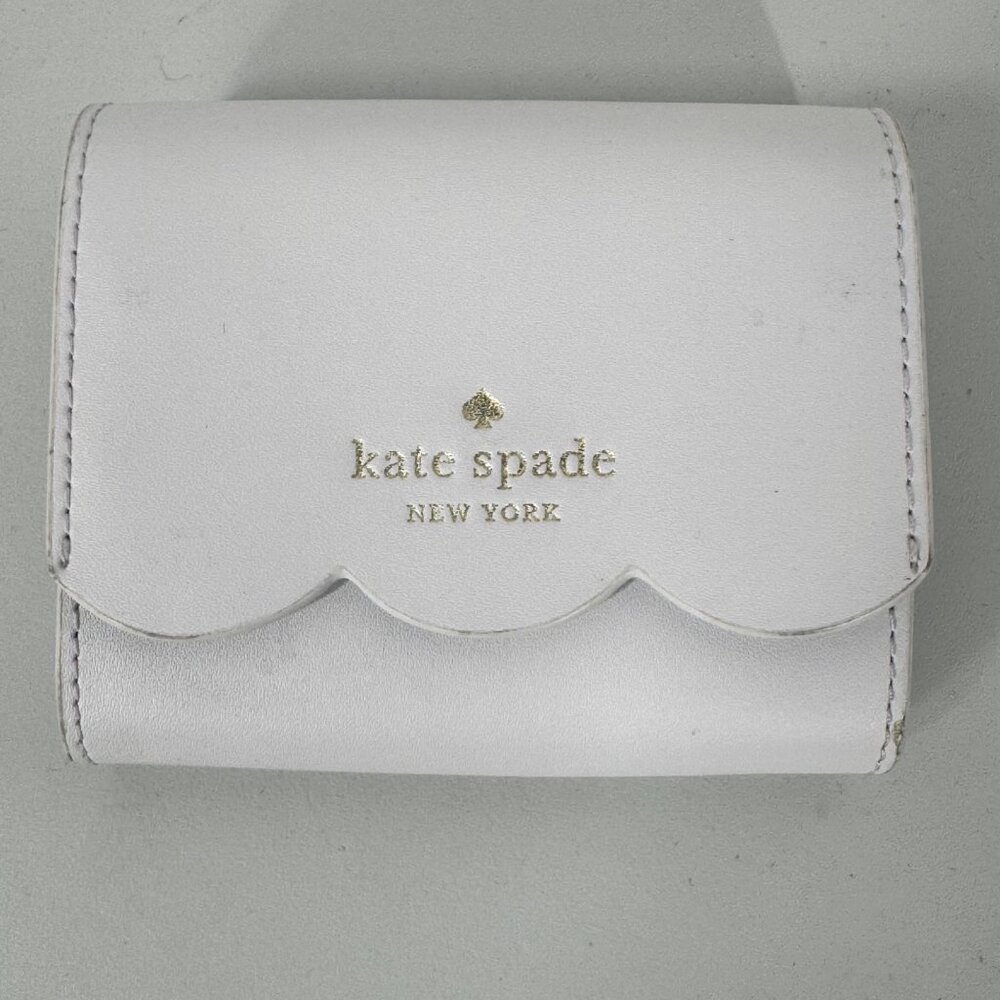 Kate Spade New York White Scalloped Edge Wallet Gemma Small Flap